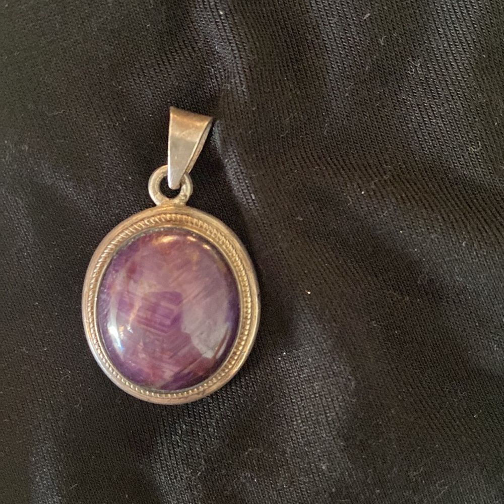 Purple stone Pendant in silver